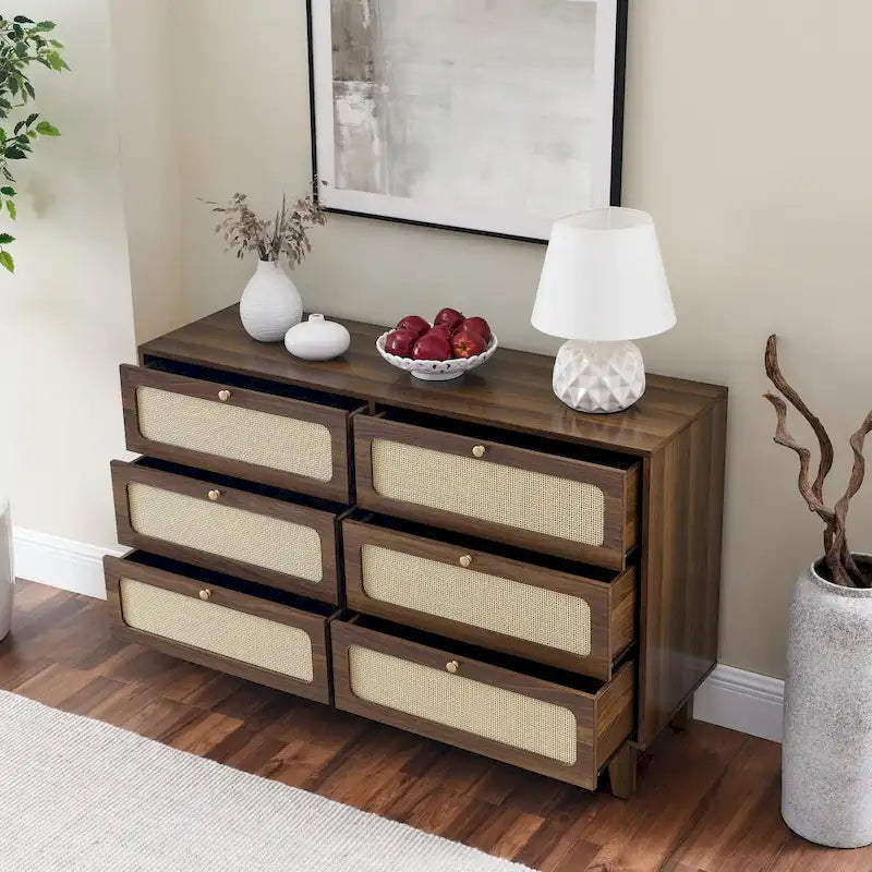 Commode antique en bois