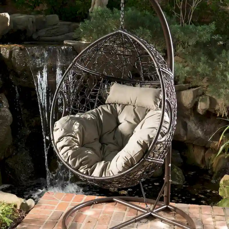 Chaise suspendue en osier d'extérieur étanche