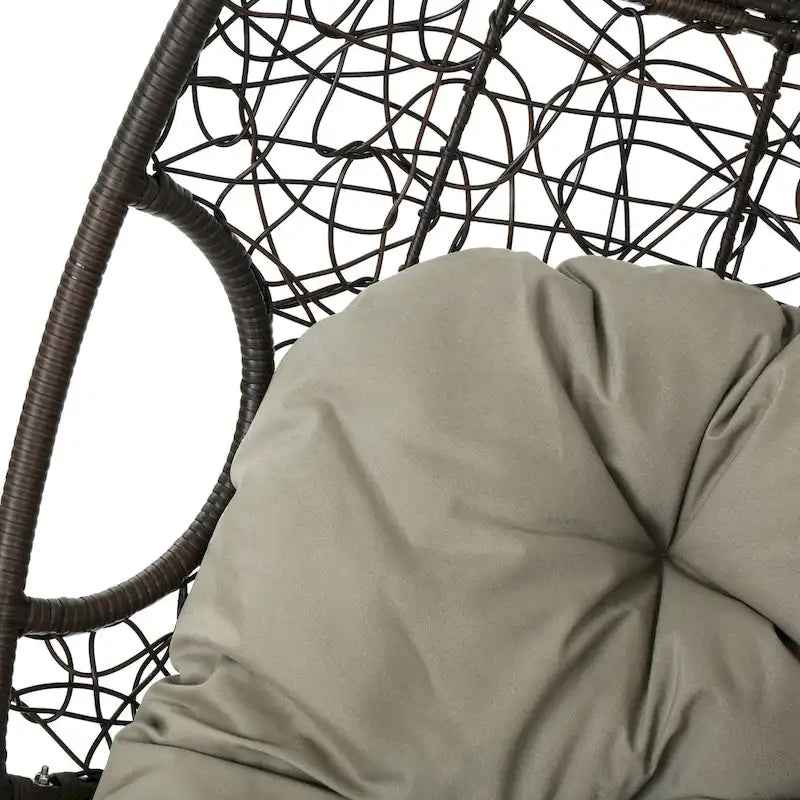 Chaise suspendue en osier d'extérieur étanche
